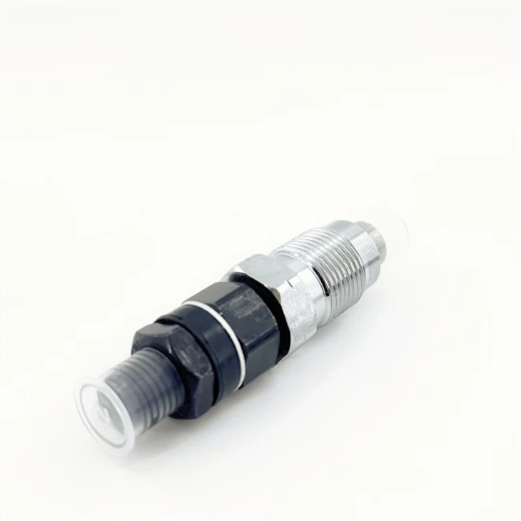Real Factory Fuel Injector E6300-53003 E630053003 E6300-53004 E630053004 for Kioti Tractors CK22 DK45 OEM Quality suppliers